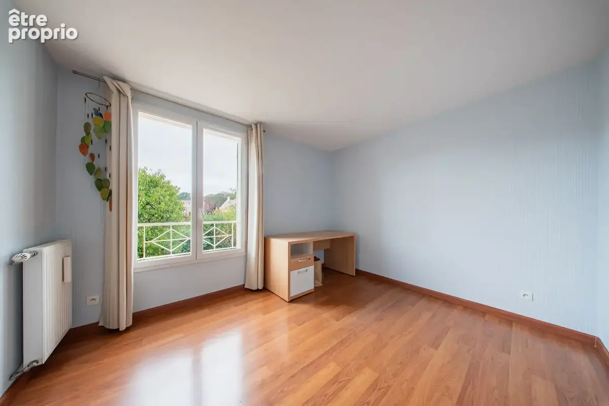 Maison de  8 pieces sur parcelle de 591 m2 - photo 8