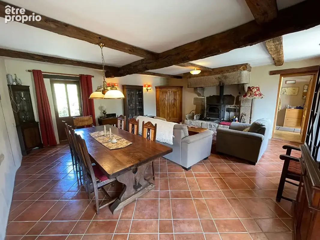 EXCLUSIVITÉ ! Proche Caulnes,  Charmante demeure avec gîte, jardin et dépendances - photo 4