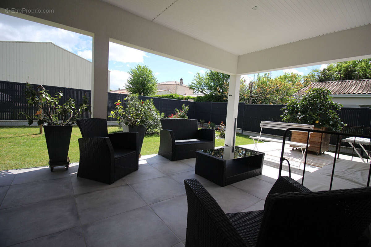 Maison à MOULIS-EN-MEDOC