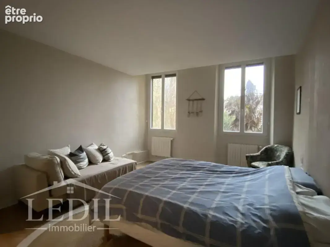 Maison de caractère en centre ville - photo 10