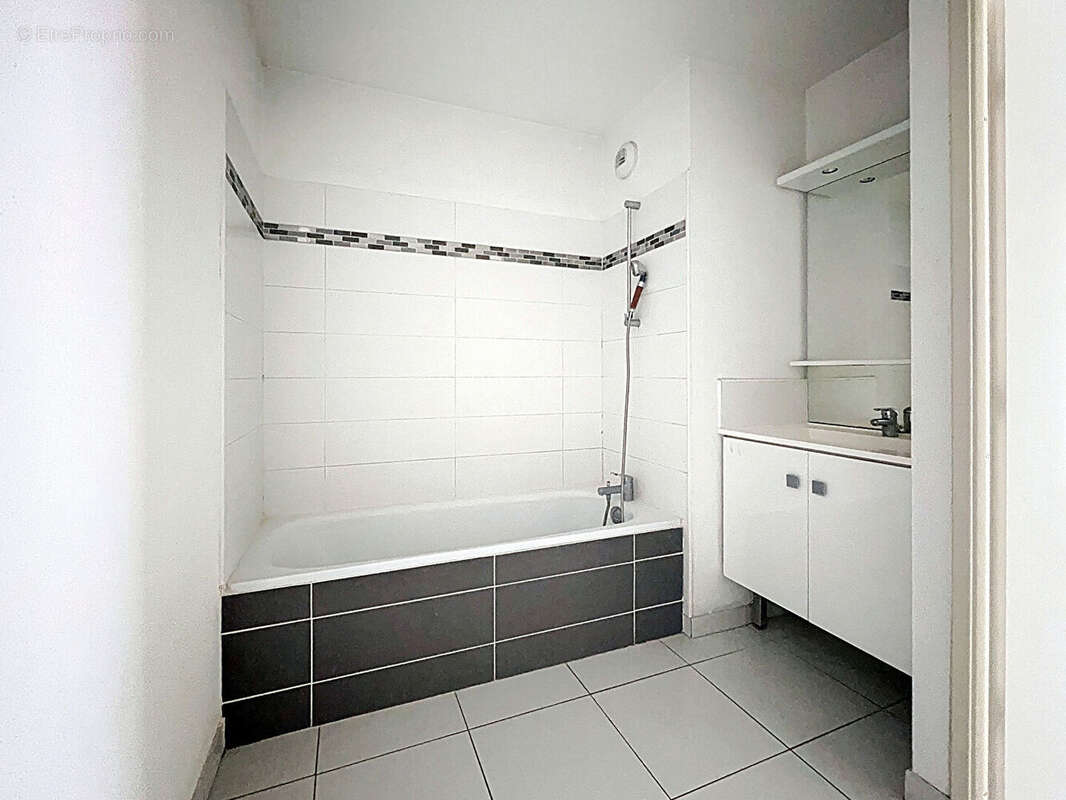 Appartement à ELANCOURT