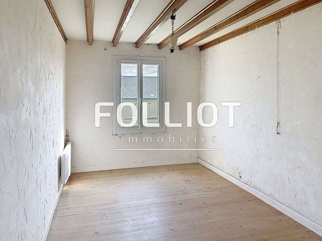 Maison à SAINT-SAMSON-DE-BONFOSSE