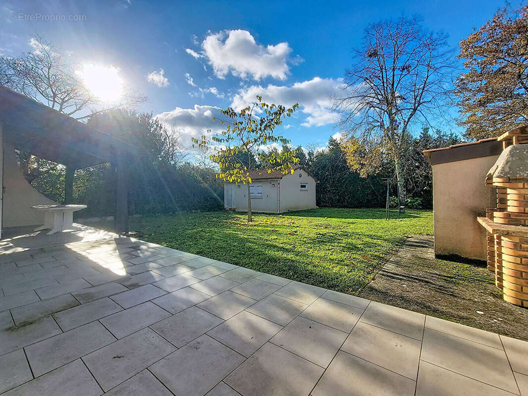 Maison à BLANQUEFORT