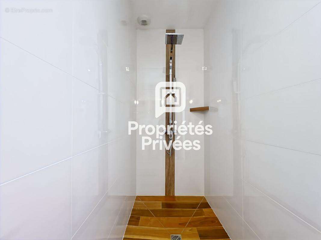 Maison de 200m² avec 4 chambres et piscine - photo 17