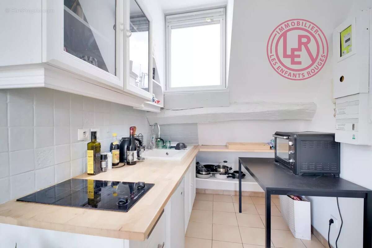 Appartement à PARIS-10E