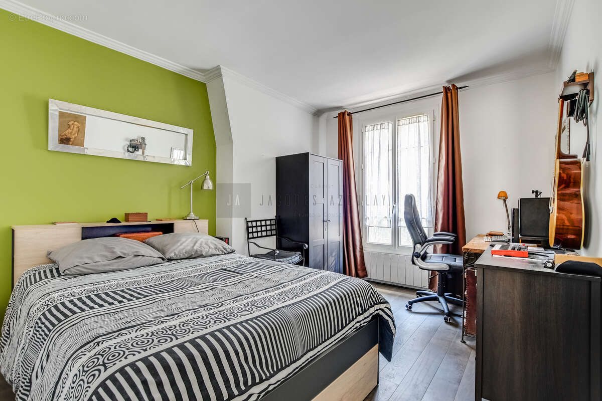 Appartement à PARIS-11E