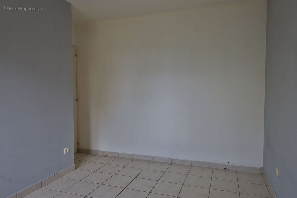 A vendre sur la commune de Diémoz, une maison de type 4 d'une superficie de 96.45 m2 habitable Terrain 154 m2 - photo 10