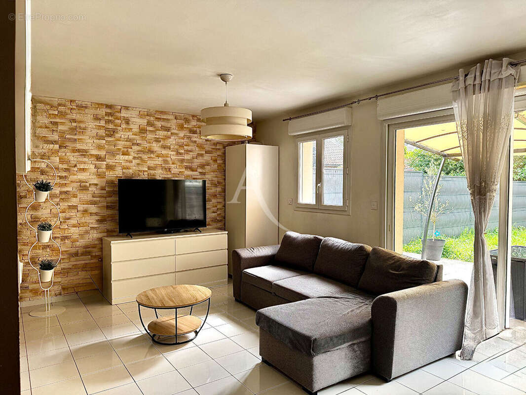 Maison à NEUILLY-SUR-MARNE