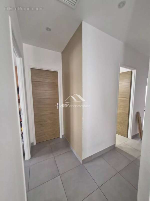 Maison à ALLEGRE-LES-FUMADES