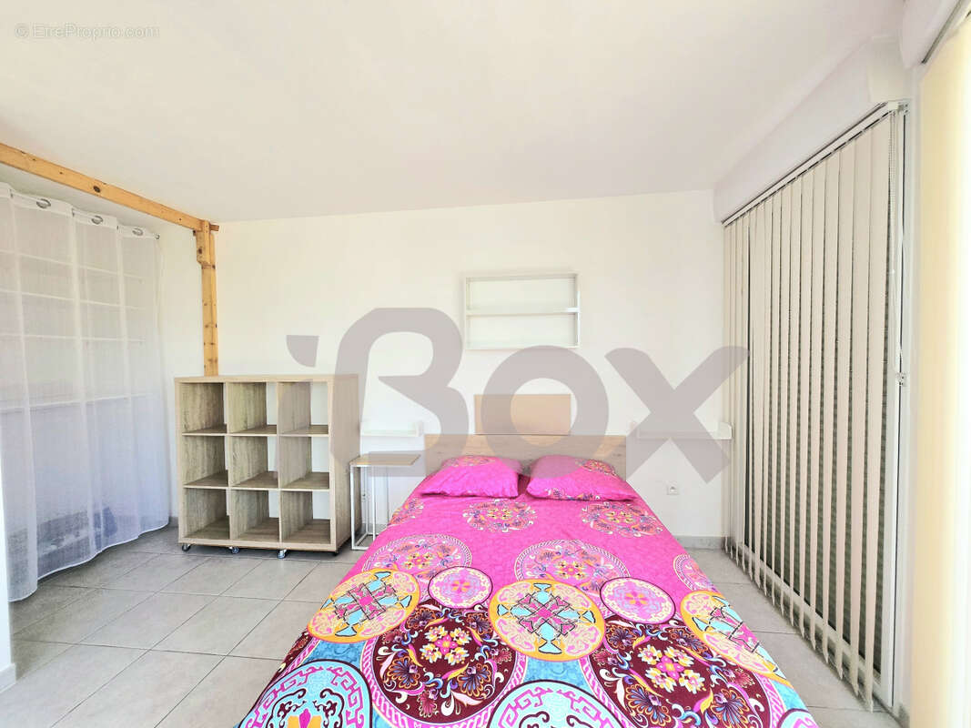 Appartement T2 en toit-terrasse avec jardin privatif   Châteaubanne - photo 15