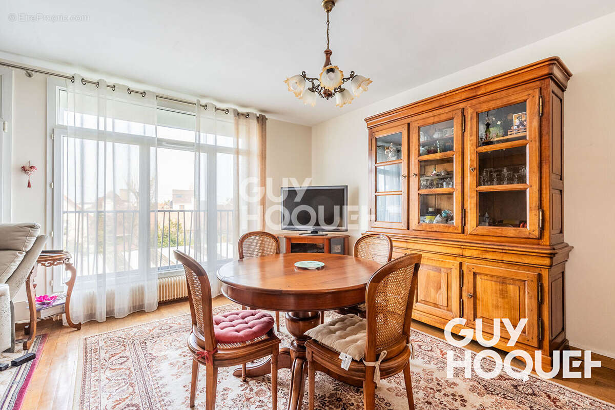 Appartement à SAVIGNY-SUR-ORGE