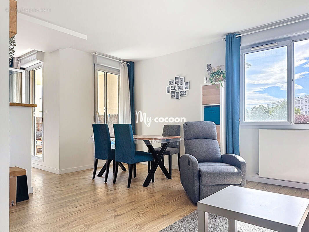 Appartement à VAULX-EN-VELIN