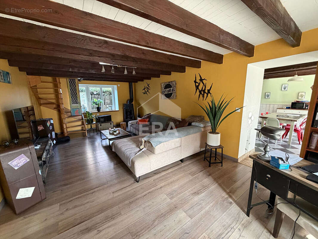 Maison à CHARAVINES