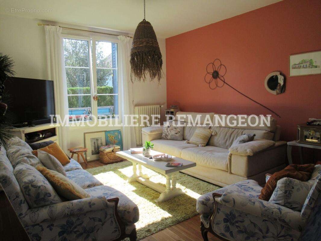 Maison à LAMOTTE-BEUVRON