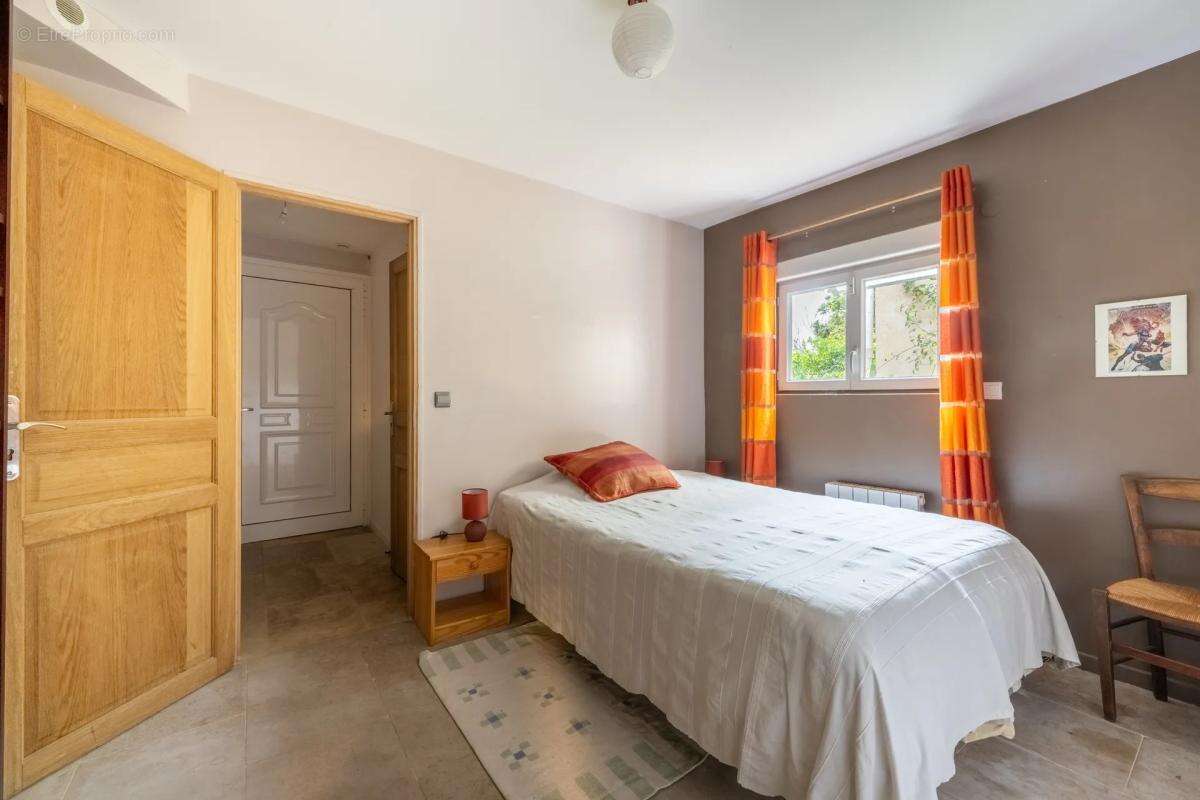 Maison à HARDRICOURT