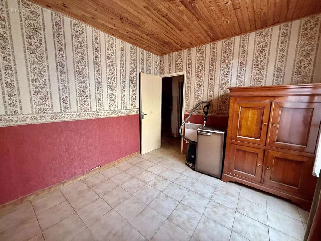 Maison à ROQUEFORT-DES-CORBIERES