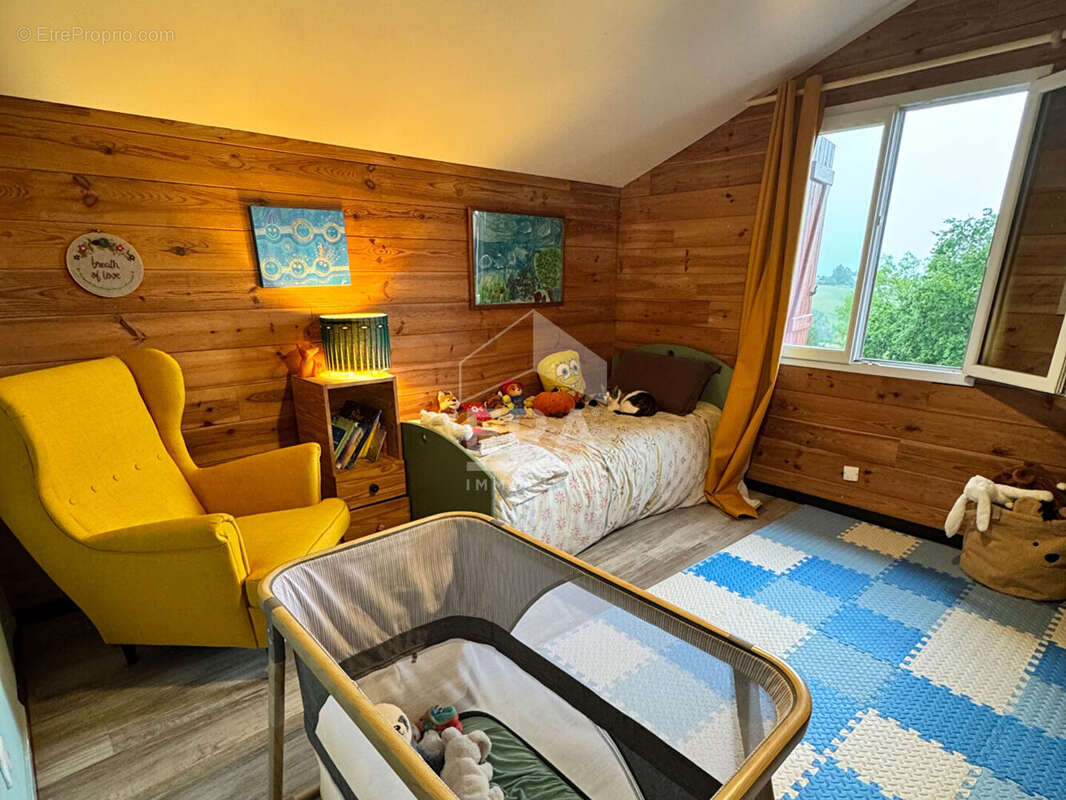 Maison à BARDOS