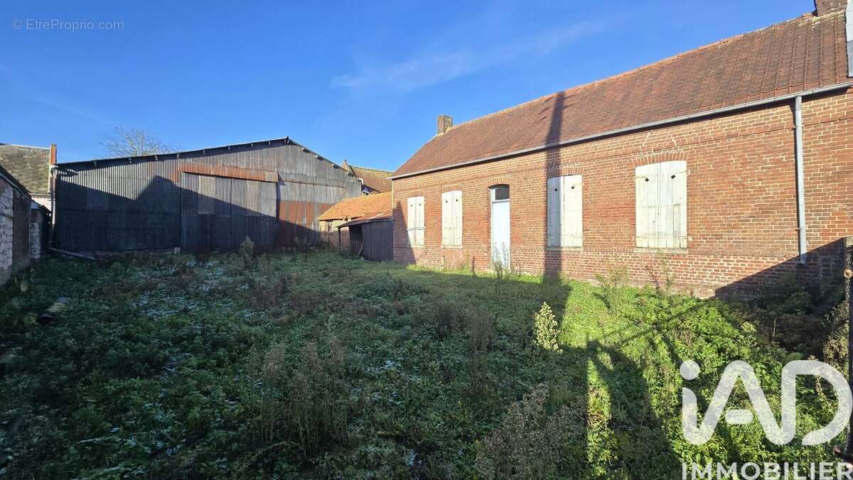 Photo 2 - Maison à SERVINS