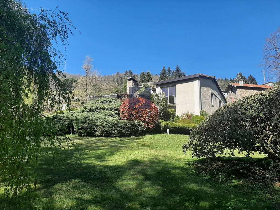 Maison à LE CHEYLARD