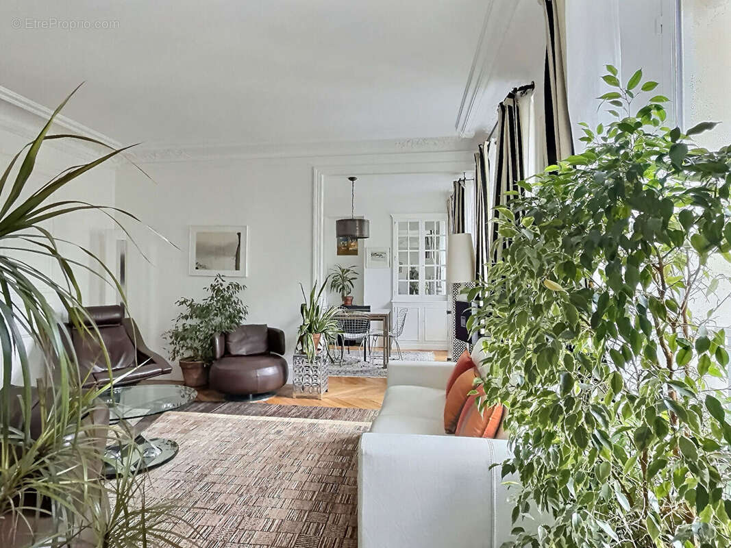 Appartement à PARIS-6E