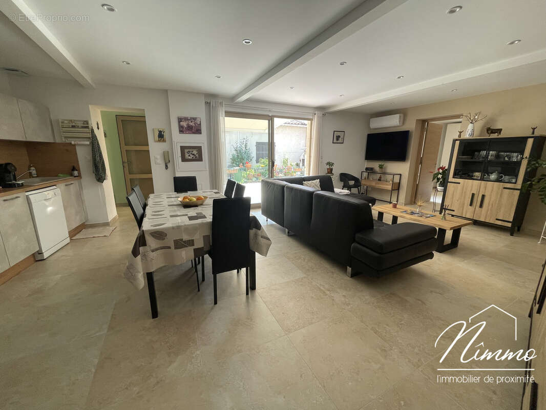Appartement à NIMES