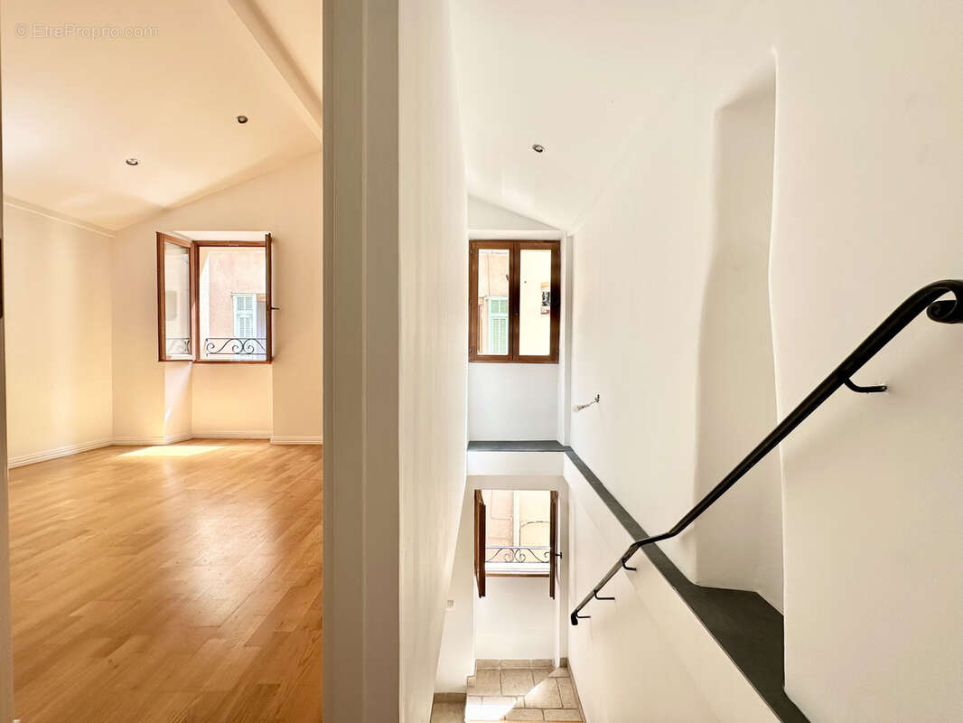 Maison à ROQUEBRUNE-CAP-MARTIN