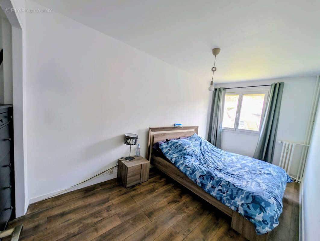 Appartement à LA FERTE-ALAIS