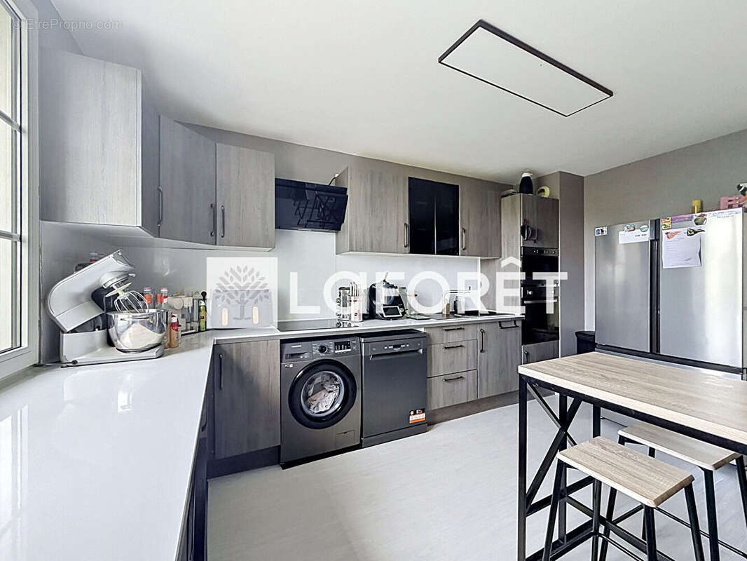Appartement à MOISSY-CRAMAYEL
