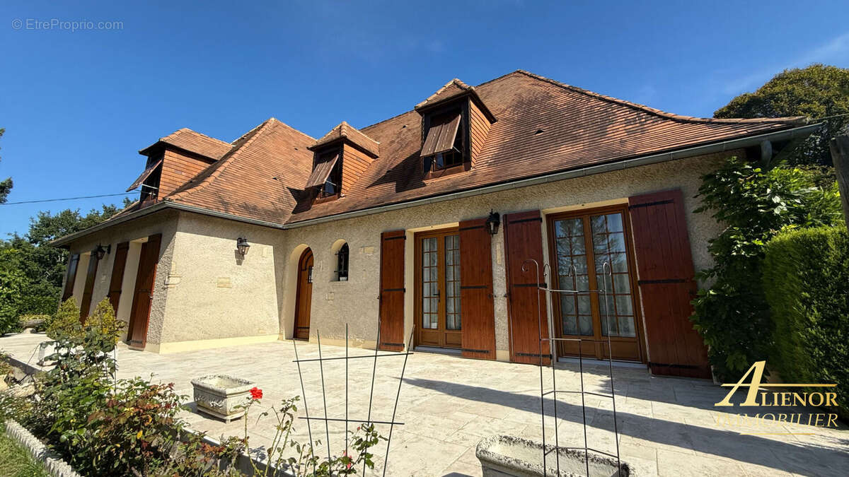 Maison à CHANCELADE