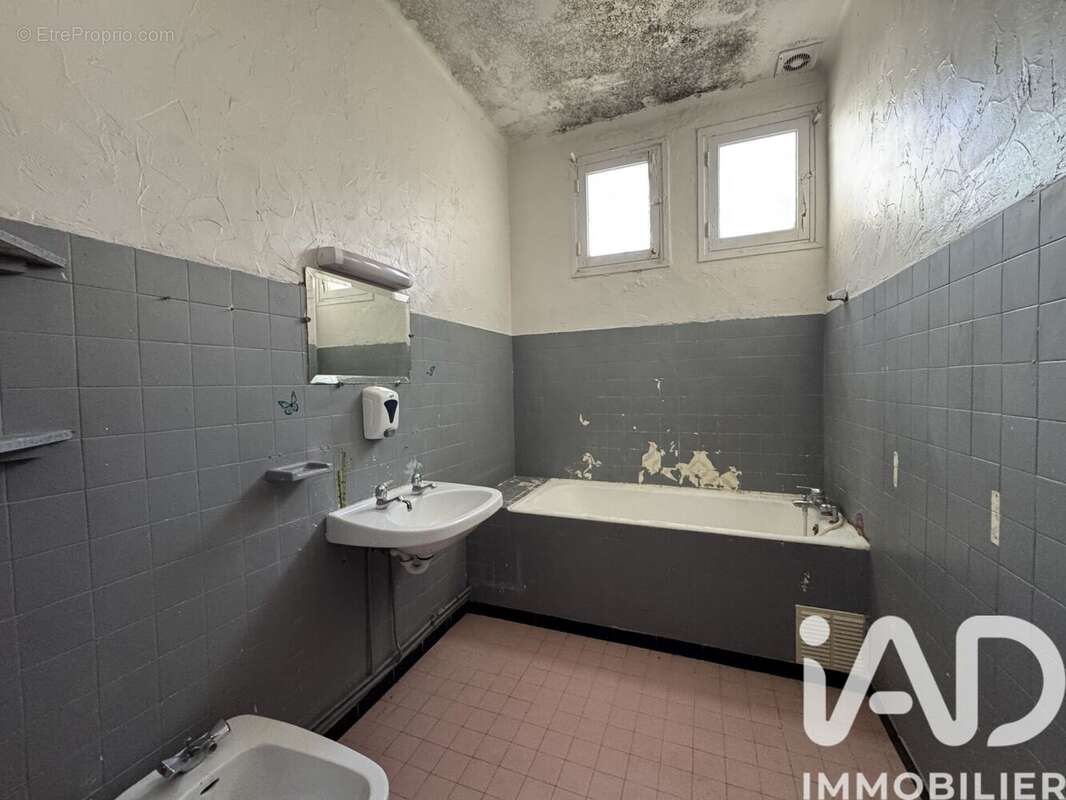 Photo 8 - Appartement à NIMES