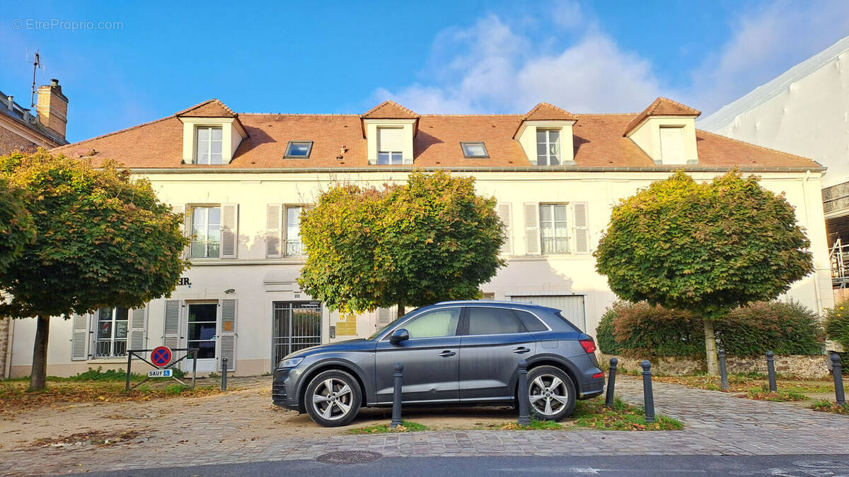Appartement à SAINT-REMY-LES-CHEVREUSE