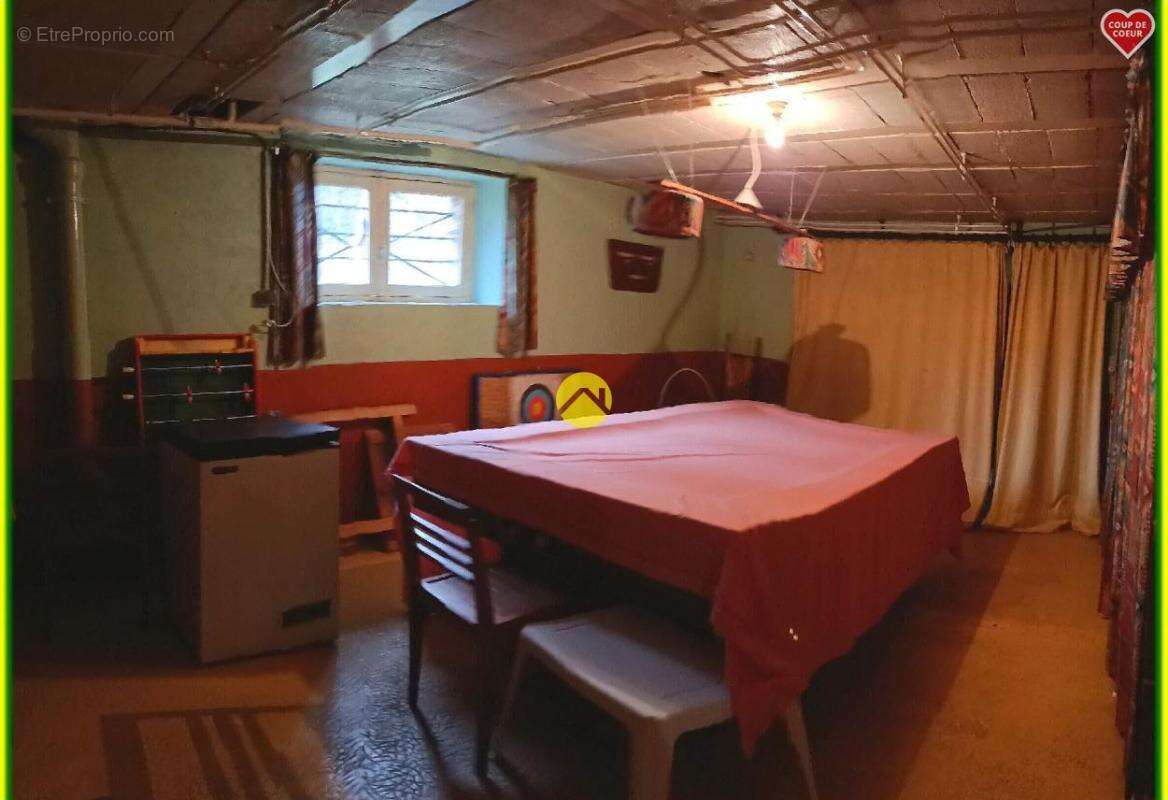 Maison à NEUVY-SUR-BARANGEON