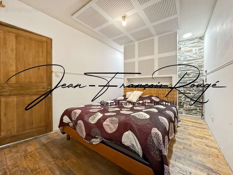 Maison à LA BARRE-DE-SEMILLY