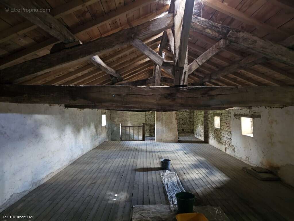 Maison à CHAUNAY