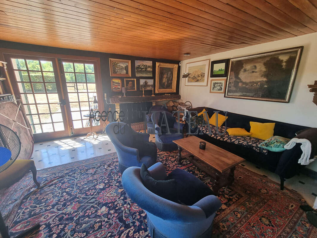 Magnifique propriété de caractère sur 18 750 m² - photo 4