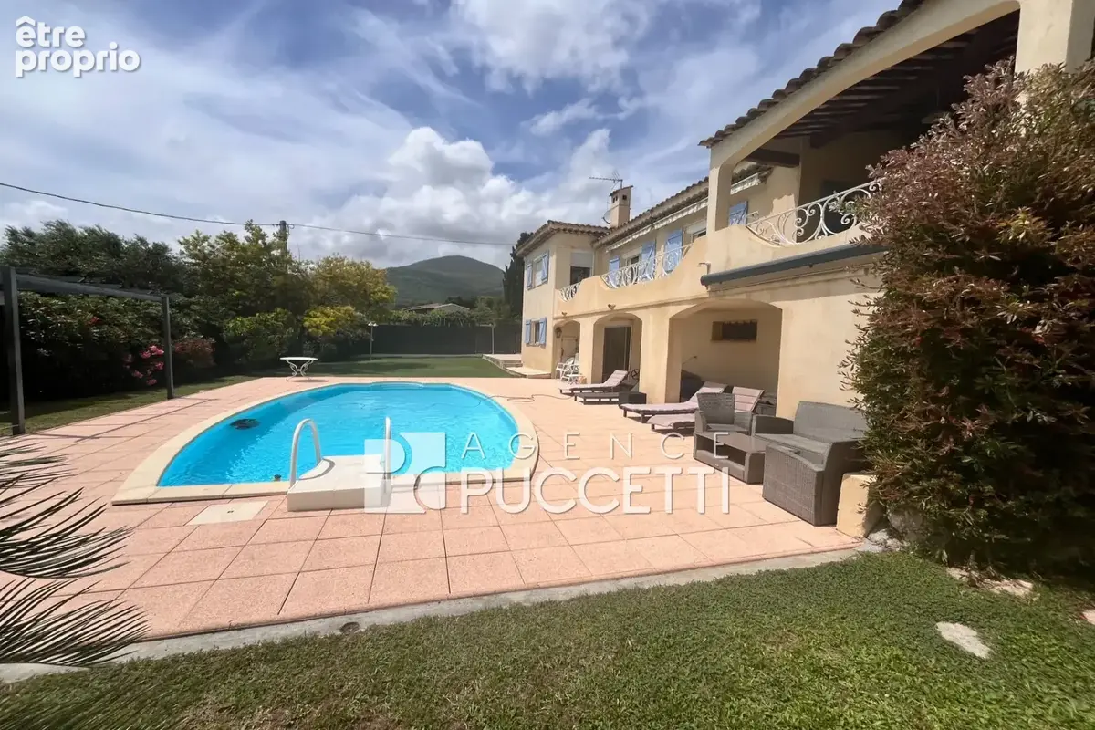 Maison 5 pièces 175 m² à vendre à Vence (06140) - photo 2