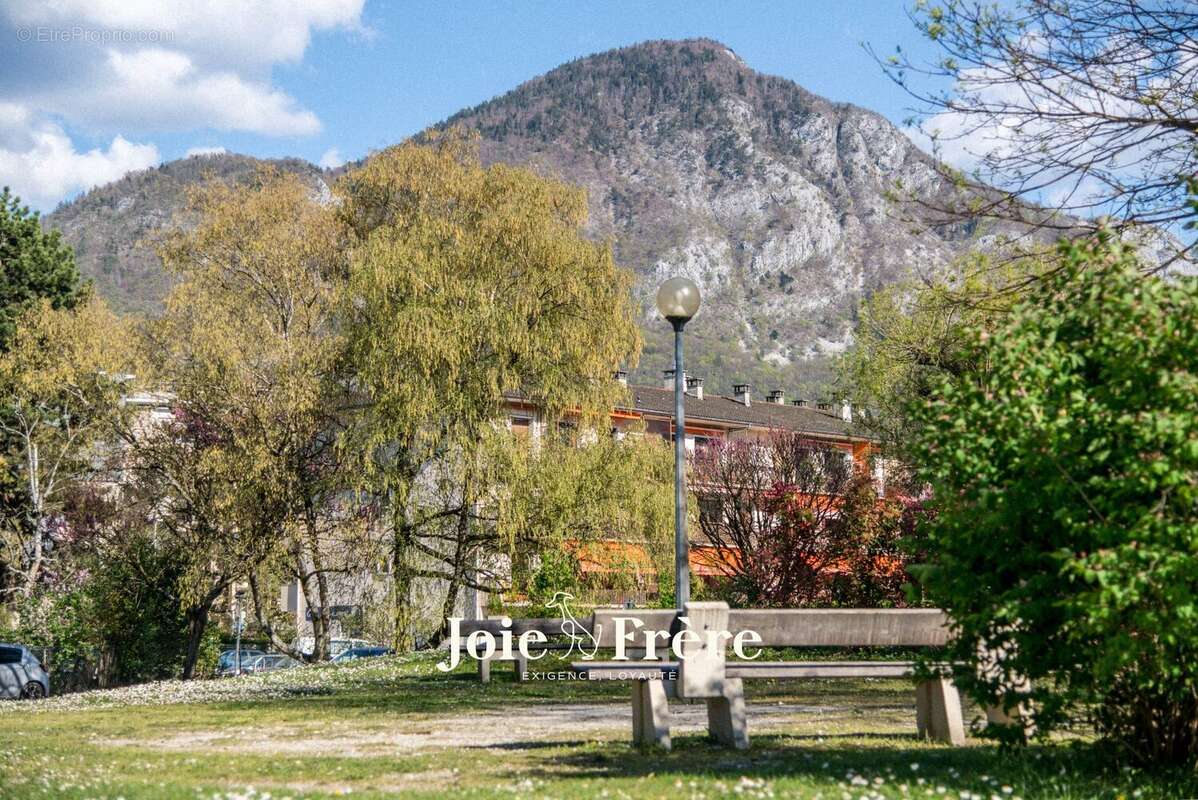 Appartement à ANNECY-LE-VIEUX