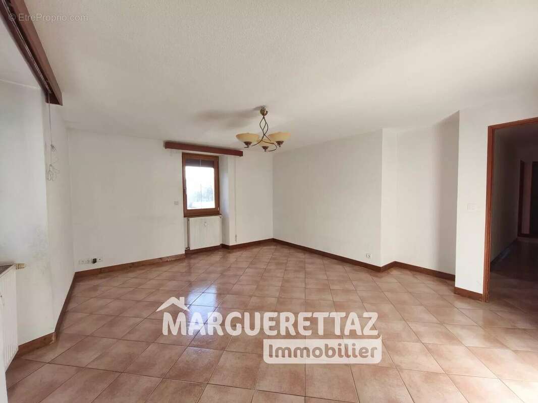 Appartement à HABERE-LULLIN