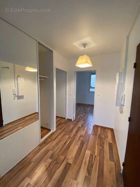 Appartement à MONTIGNY-LE-BRETONNEUX