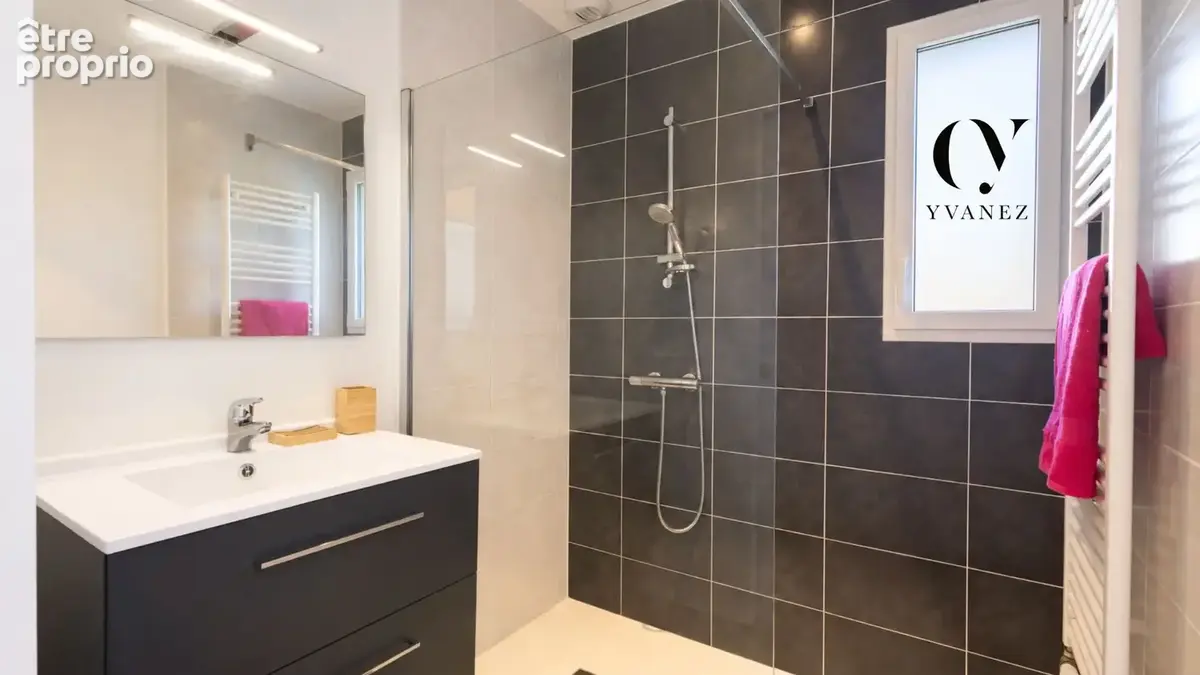 Maison contemporaine de 117 m2 avec 4 chambres, garage et jardin - photo 10