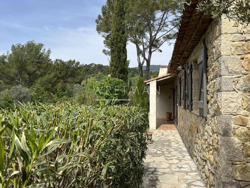 Maison à SEILLANS