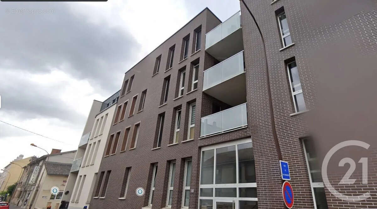 Parking à CHALONS-EN-CHAMPAGNE