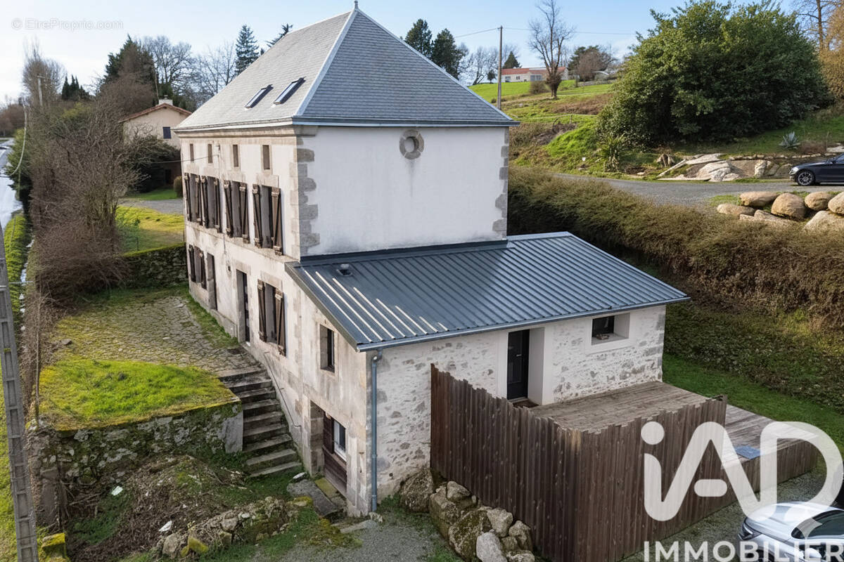 Photo 1 - Maison à LE TALLUD