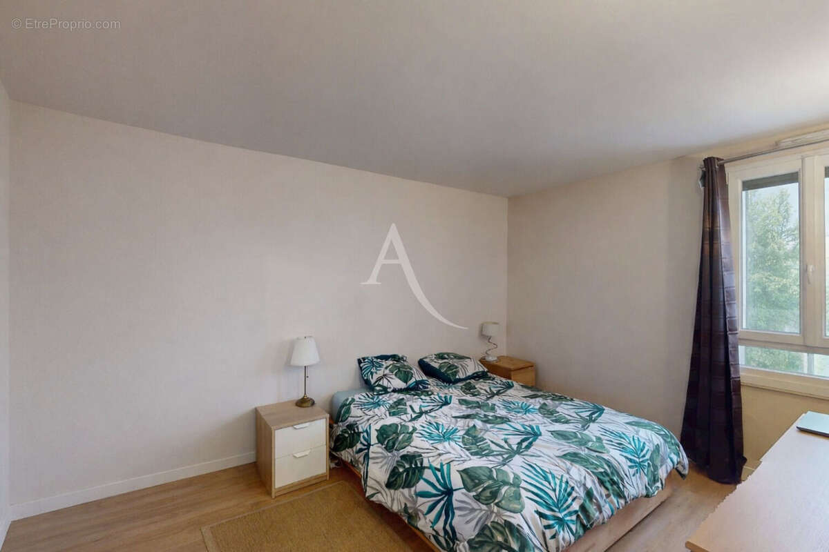 Appartement à MAISONS-ALFORT