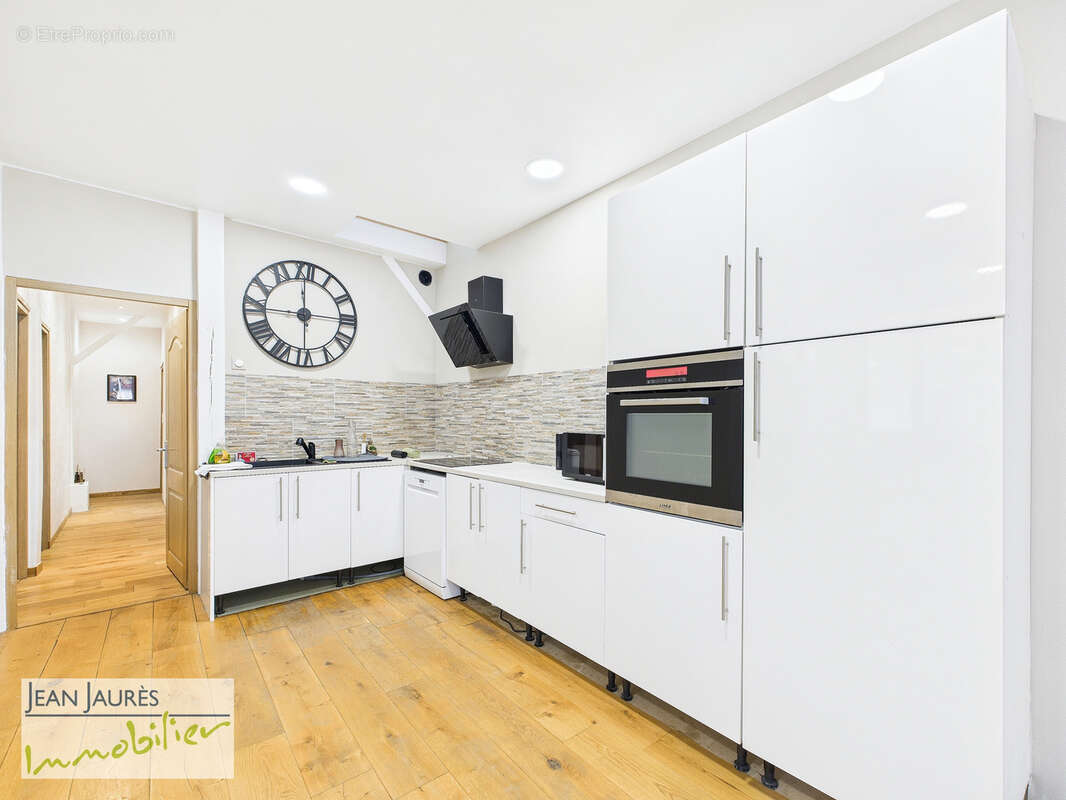 Maison à SAINTE-SAVINE