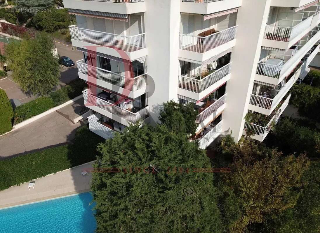 Appartement à LE CANNET