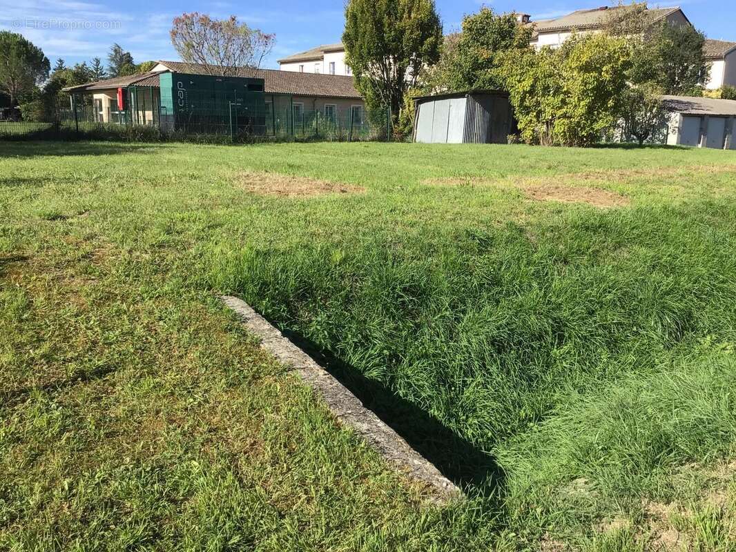 Photo 2 - Terrain à ISSIGEAC