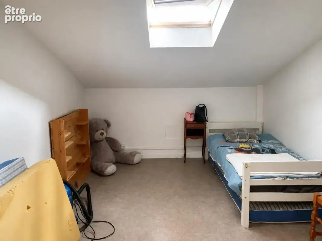 Ensemble immobilier de 14 pièces de 250 m² à Blaye-les-Mines - photo 6