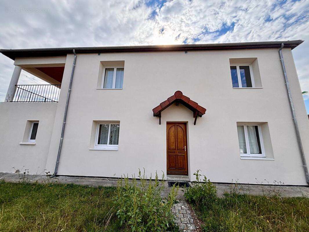 COUP DE COEUR À CHALLUY  Maison familiale de 130 m² avec terrain de 1 045 m² - photo 14