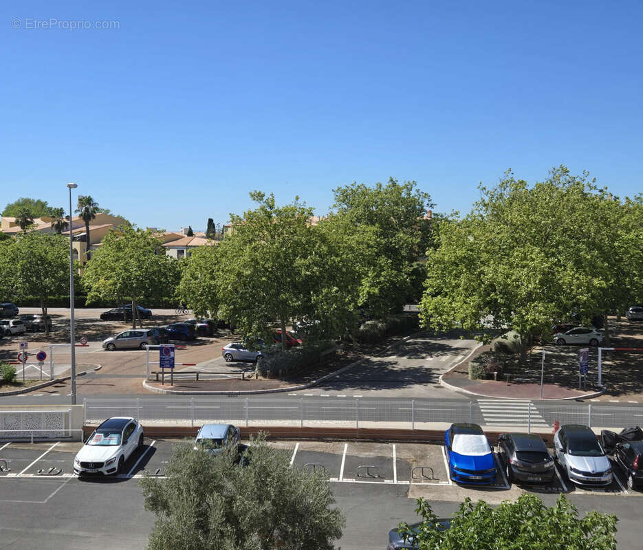 A vendre appartement F2 place de parking - photo 11